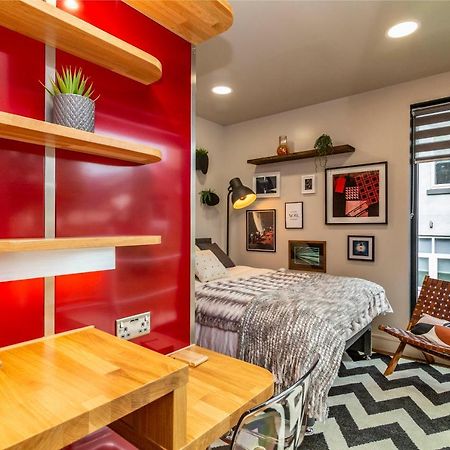 Romantic Getaway Studio Pods Close To City Centre With Free Wifi 더비 외부 사진