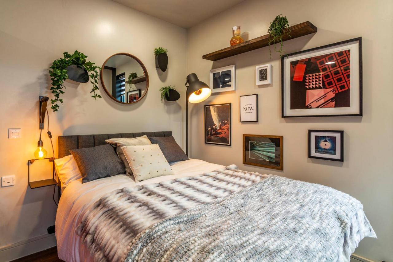 Romantic Getaway Studio Pods Close To City Centre With Free Wifi 더비 외부 사진
