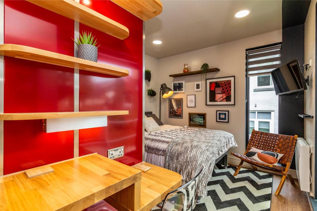 Romantic Getaway Studio Pods Close To City Centre With Free Wifi 더비 외부 사진