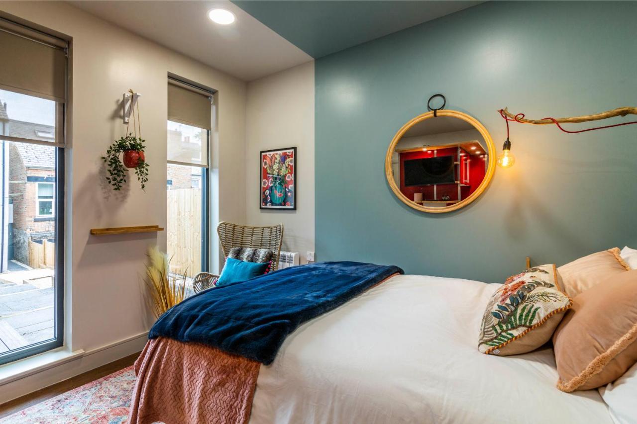 Romantic Getaway Studio Pods Close To City Centre With Free Wifi 더비 외부 사진