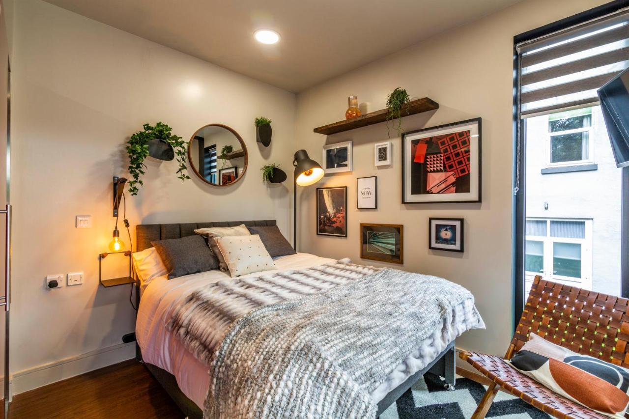 Romantic Getaway Studio Pods Close To City Centre With Free Wifi 더비 외부 사진